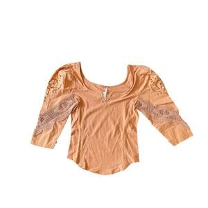 FREE PEOPLE, SIZE S, OFF THE SHOULDER, TOP, CUTOUTS, ORANGE